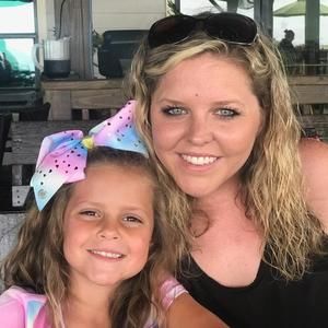 Meet your Posher, Tina